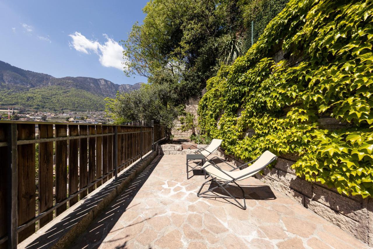 Haus Dorfblick Apartment Caldaro Luaran gambar