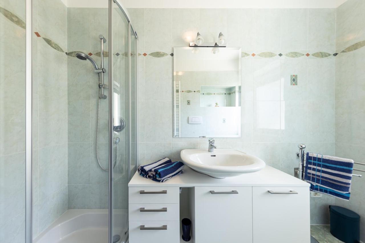 Haus Dorfblick Apartment Caldaro Luaran gambar